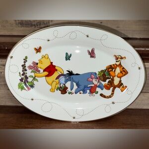 Cute 🥰 Disney Winnie the Pooh & Friends  SPRING DAYS Oval Serving Platter 13”